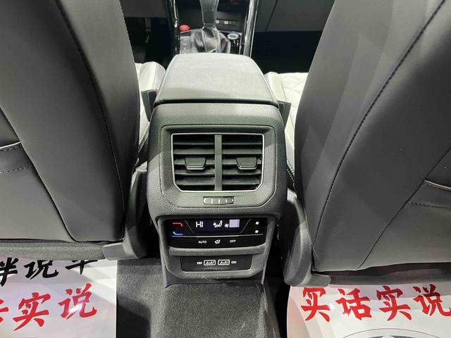 Volkswagen Tayron 2023, фото 11