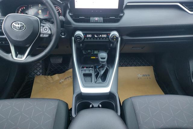 Toyota RAV4 2023, фото 16