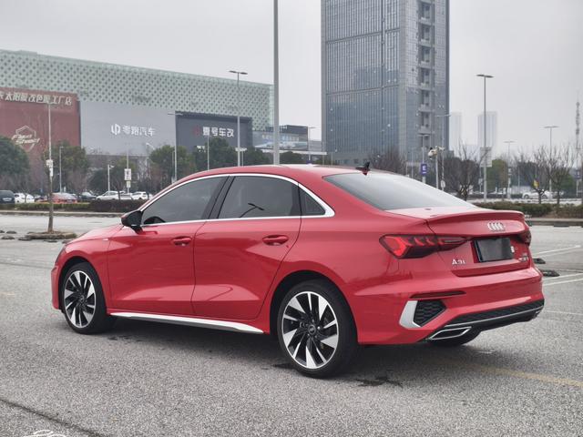 Audi A3 2023, фото 6