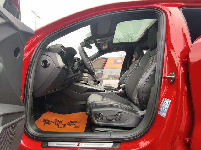 Audi A3 2023, фото 7
