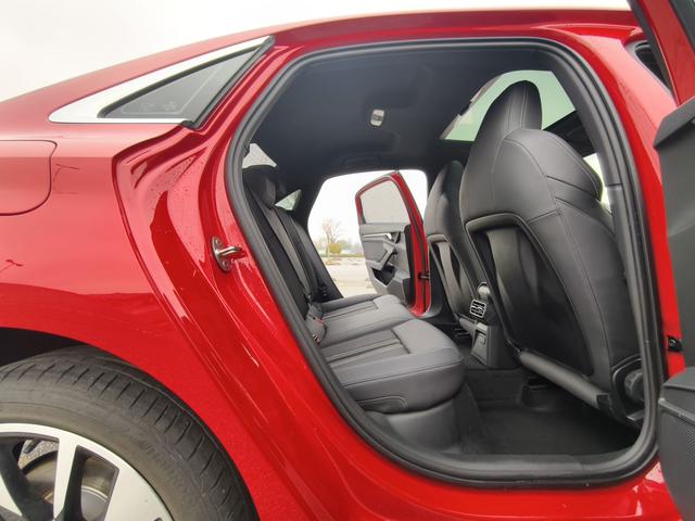 Audi A3 2023, фото 10
