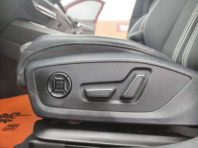 Audi A3 2023, фото 14