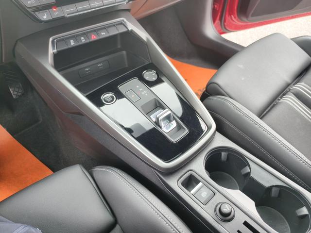 Audi A3 2023, фото 16