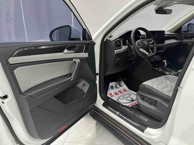 Volkswagen Tayron 2023, фото 7
