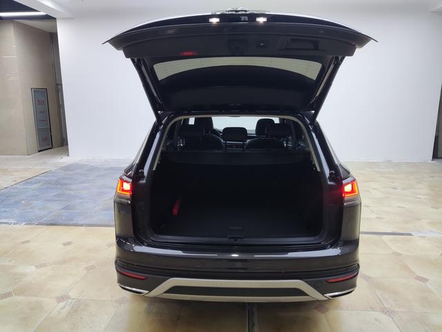 Volkswagen Tayron 2023, фото 17