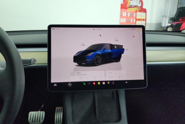Tesla Model Y 2022, фото 15