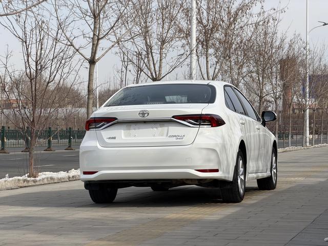 Toyota Corolla 2021, фото 4