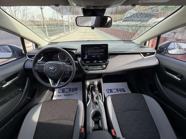 Toyota Corolla 2021, фото 13