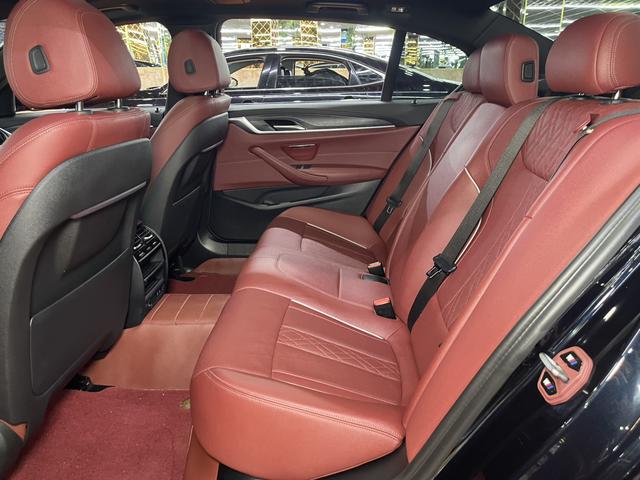BMW 5 2021, фото 14