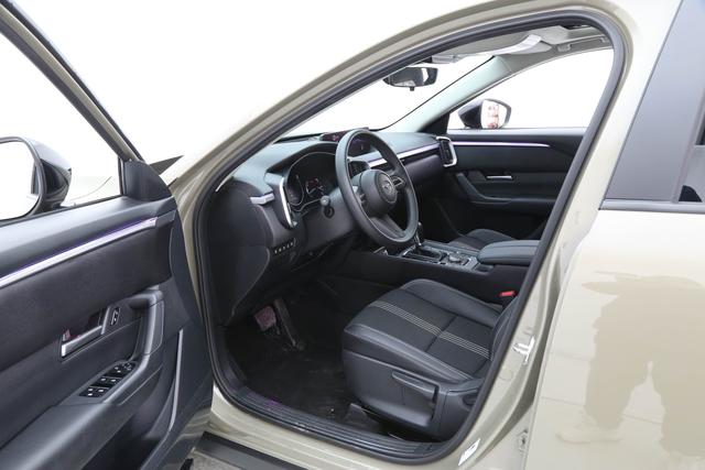 Mazda CX-50 2023, фото 17