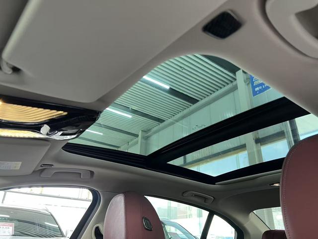 BMW 3 2023, фото 17