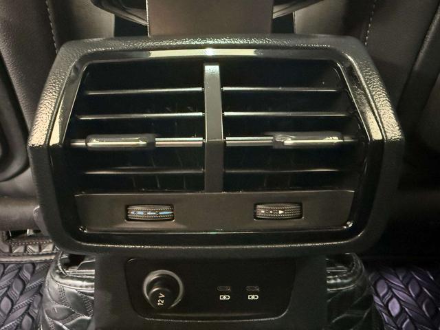 Audi Q3 2022, фото 16