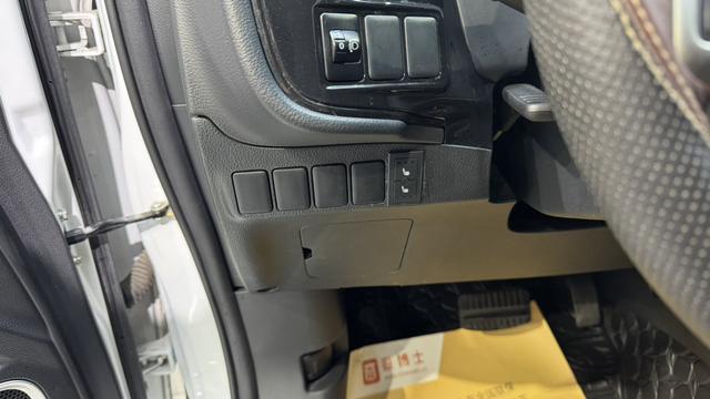 Mitsubishi Outlander 2021, фото 12