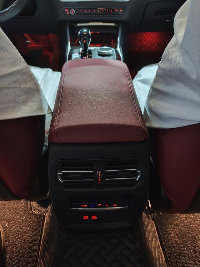 BMW 3 2022, фото 14