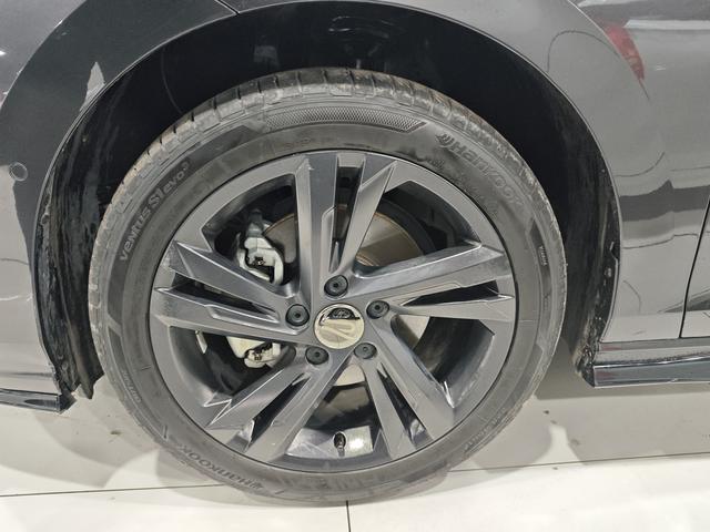 Volkswagen Golf 2023, фото 8