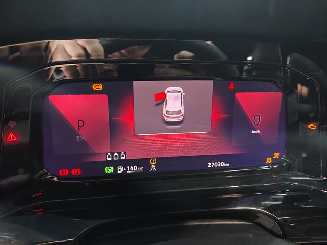 Volkswagen Golf 2023, фото 10