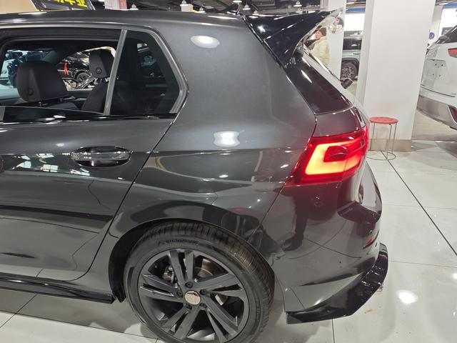 Volkswagen Golf 2023, фото 13