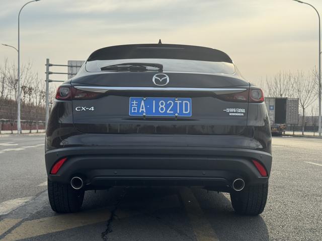 Mazda CX-4 2021, фото 5
