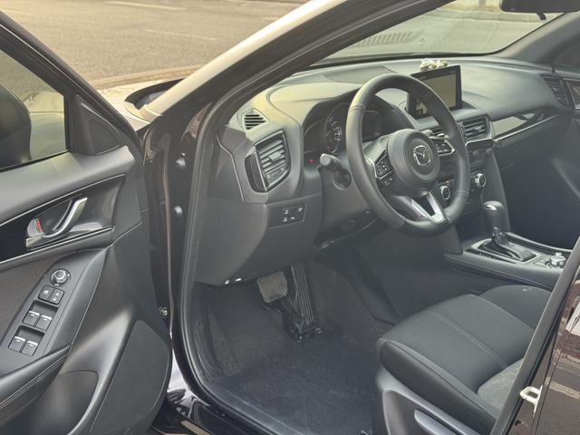 Mazda CX-4 2021, фото 8