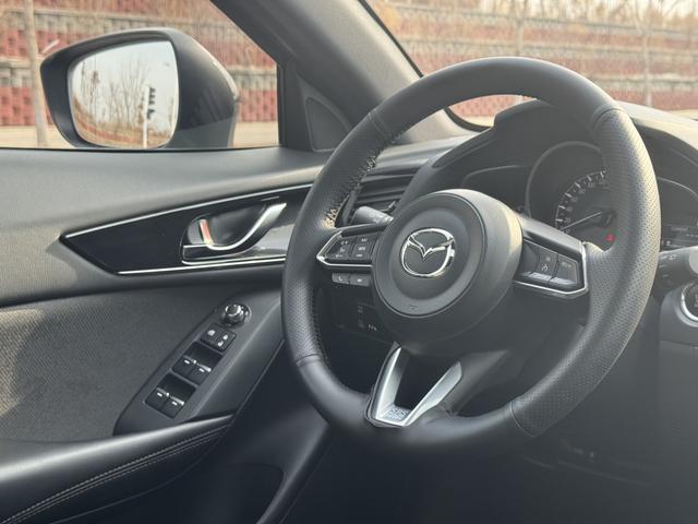 Mazda CX-4 2021, фото 13