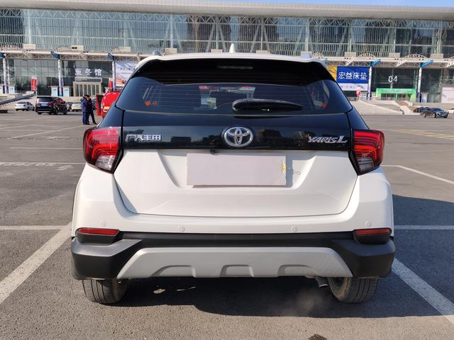 Toyota Yaris 2022, фото 6