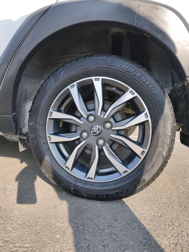 Toyota Yaris 2022, фото 12