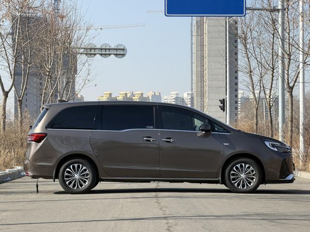 Buick GL8 2023, фото 7