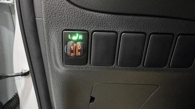 Mitsubishi Outlander 2021, фото 17