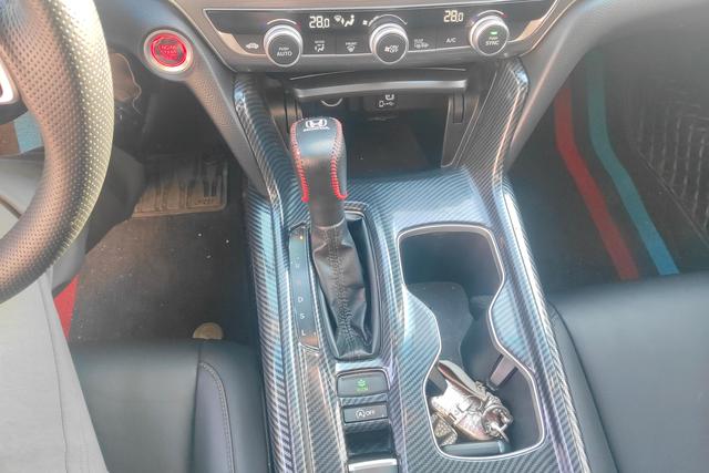 Honda Accord 2022, фото 16