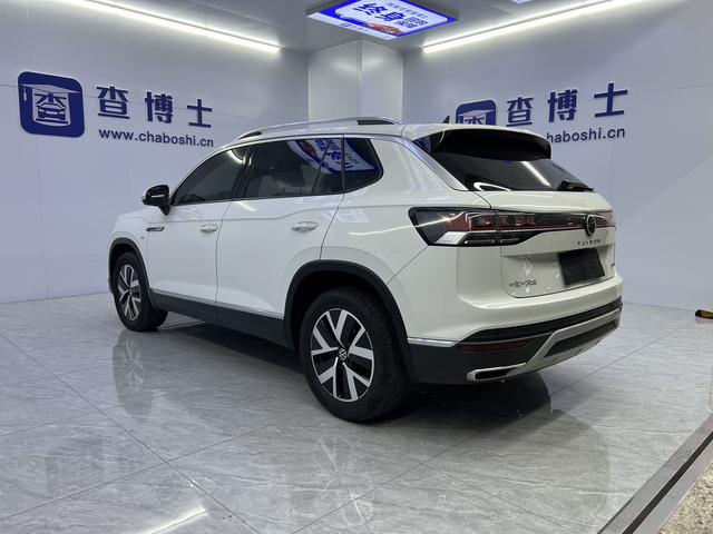 Volkswagen Tayron 2023, фото 15