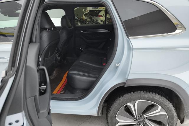 Geely Xingyue L 2022, фото 13