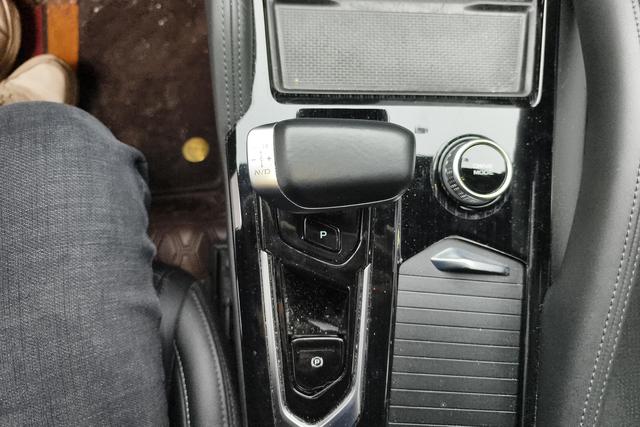 Geely Xingyue L 2022, фото 16