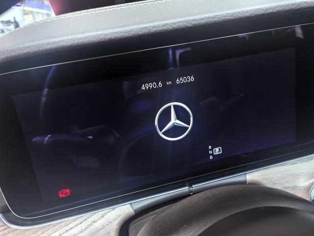 Mercedes-Benz E-Class 2022, фото 16