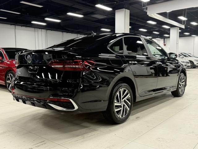 Volkswagen Lavida 2023, фото 6