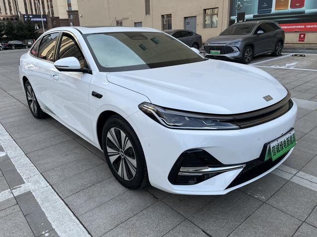 Geely Galaxy A7 EM 2025, фото 3