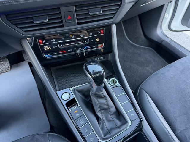 Volkswagen Jetta 2022, фото 15