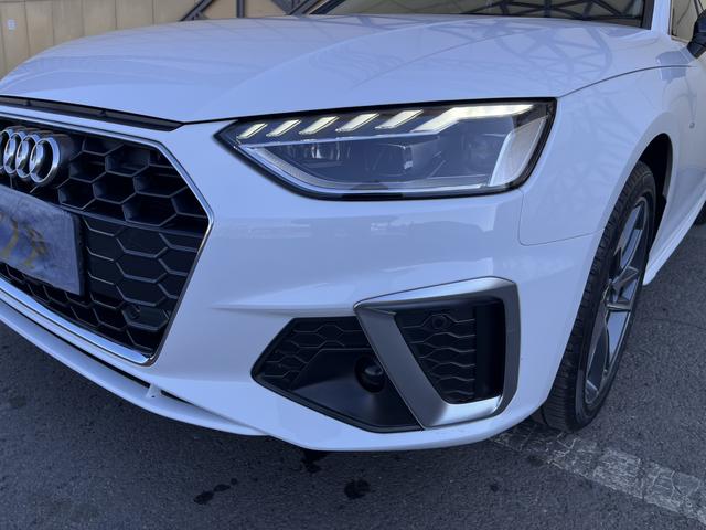 Audi A4L 2022, фото 16