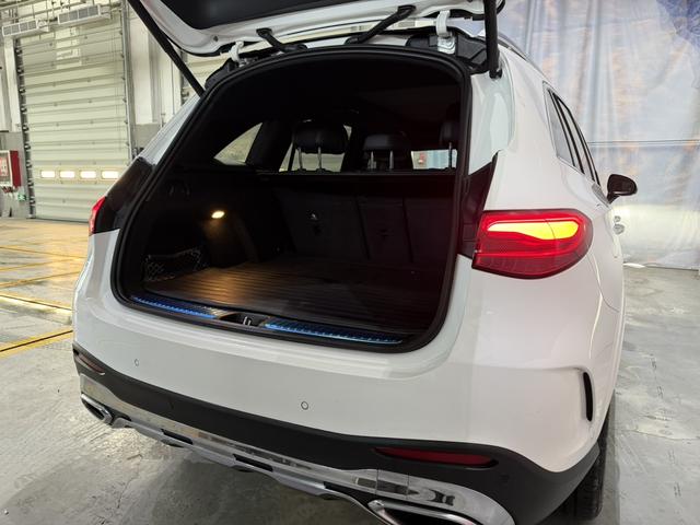 Mercedes-Benz GLC 2023, фото 16