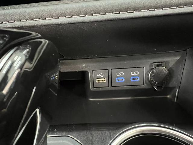 Toyota Crown 2021, фото 13