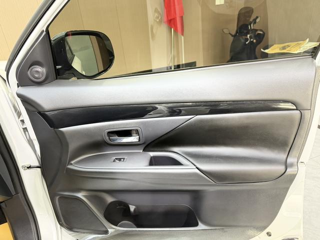 Mitsubishi Outlander 2021, фото 14