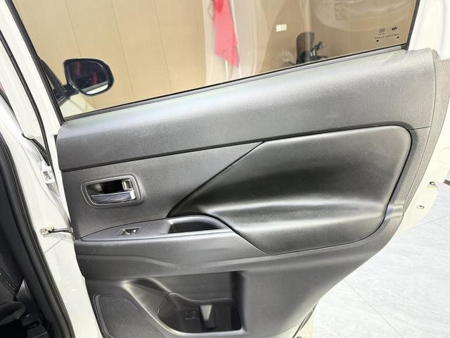 Mitsubishi Outlander 2021, фото 15