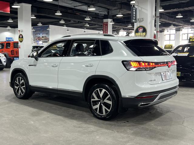 Volkswagen Tayron 2023, фото 17