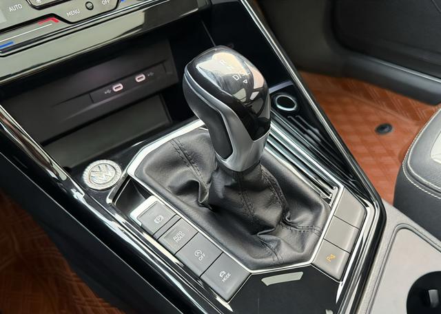 Volkswagen Tayron 2023, фото 16