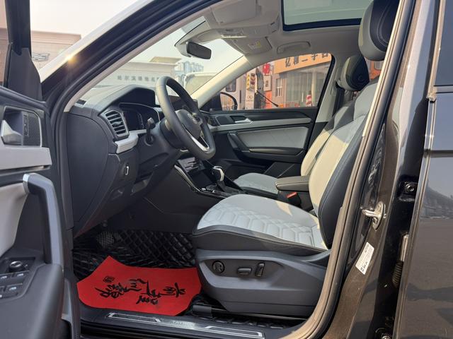 Volkswagen Tayron 2023, фото 9