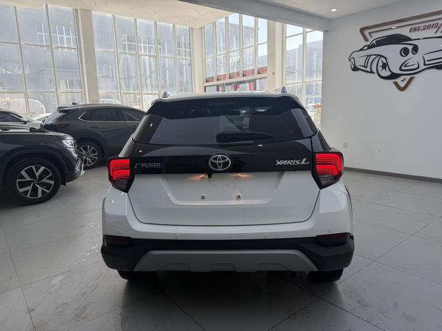 Toyota Yaris 2022, фото 4