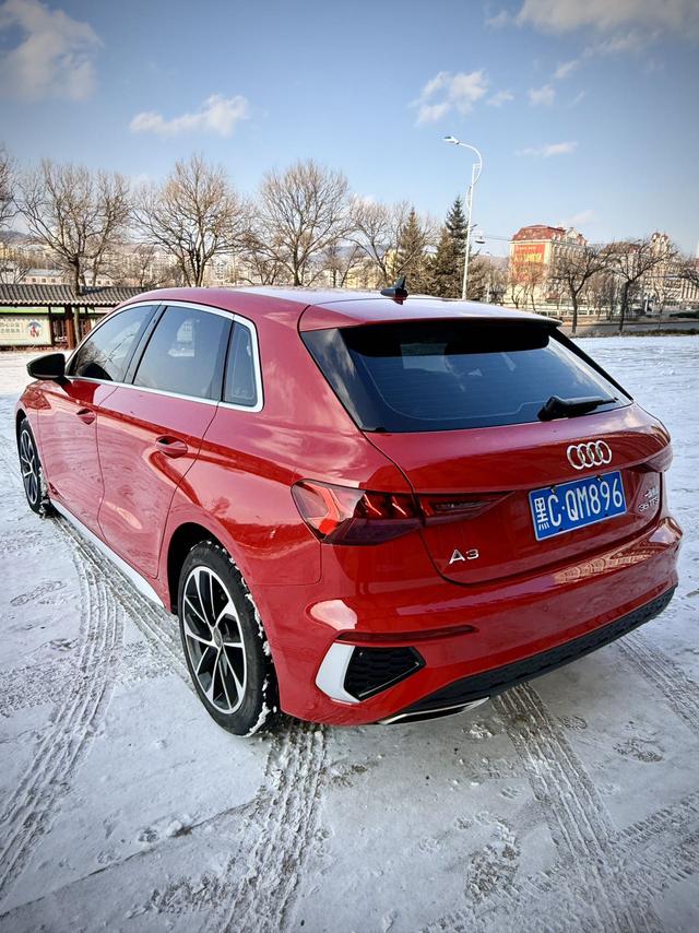 Audi A3 2021, фото 4