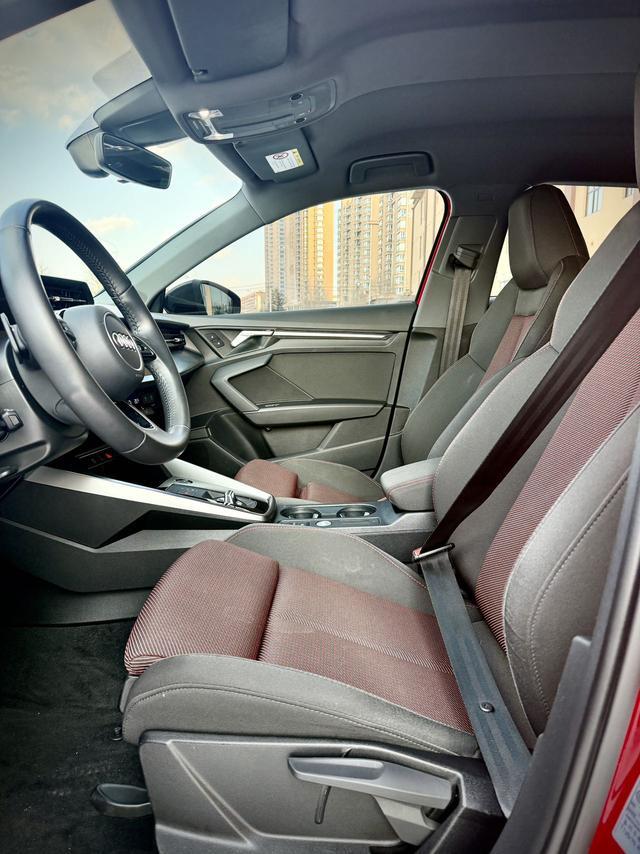 Audi A3 2021, фото 9