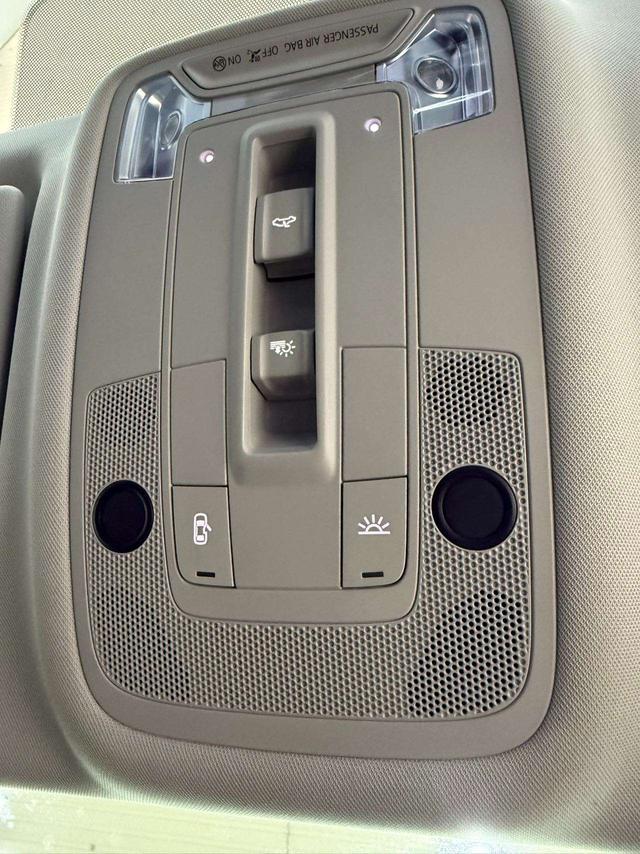 Audi Q3 2022, фото 13