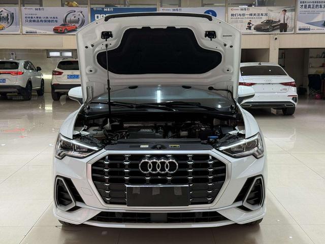 Audi Q3 2022, фото 14