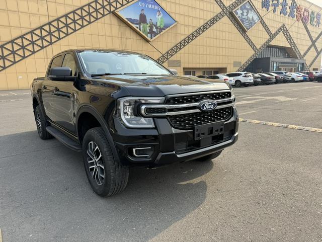 Ford Ranger 2023, фото 3